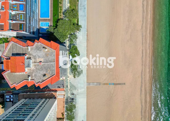 Sicamar Per 5 Persones A Primera Linia De Mar Amb Placa D'aparcament アパート