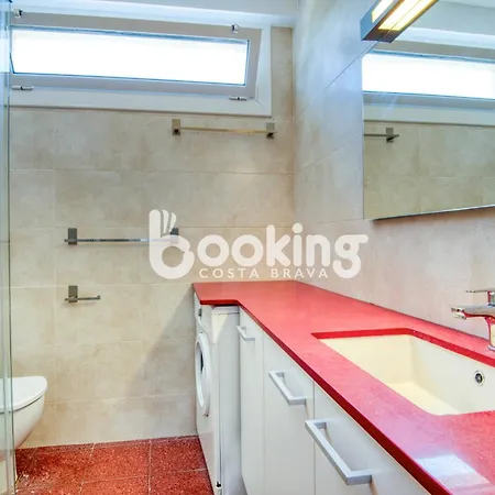 Sicamar Per 5 Persones A Primera Linia De Mar Amb Placa D'aparcament